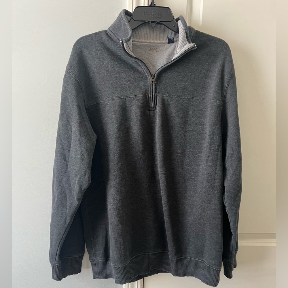 Men's Gray Quarter-Zip pullover